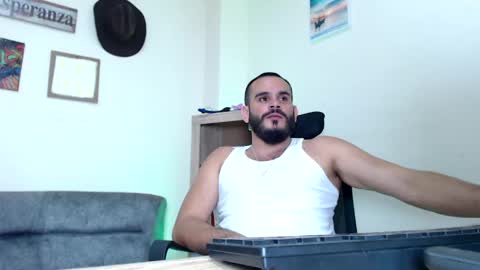 Esteban Fernandez online show from 05-09-26, 03:12