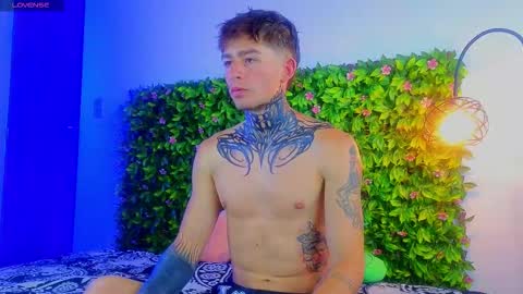 Snapshot of estebanchar_ chatting on 10-12-25, 07:46 Esteban independent model online show from 10-12-25, 07:46