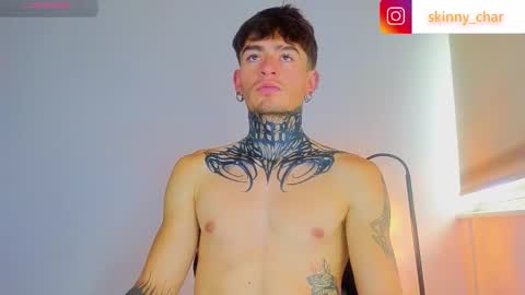 Snapshot of estebanchar_ chatting on 10-17-25, 05:26 Esteban independent model online show from 10-17-25, 05:26