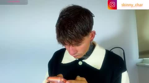 Snapshot of estebanchar_ chatting on 10-22-25, 11:21 Esteban independent model online show from 10-22-25, 11:21