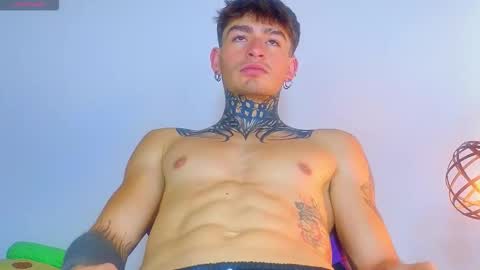Esteban independent model online show from 11-08-25, 02:39