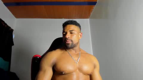 Snapshot of estebanlobo chatting on 09-30-25, 09:42 estebanlobo online show from 09-30-25, 09:42