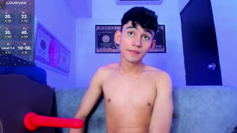 Esteban online show from 01-12-25, 08:03