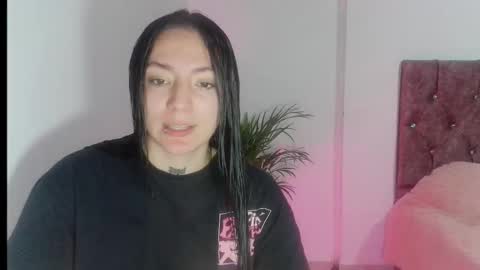 estefa1 online show from 12-20-25, 11:12