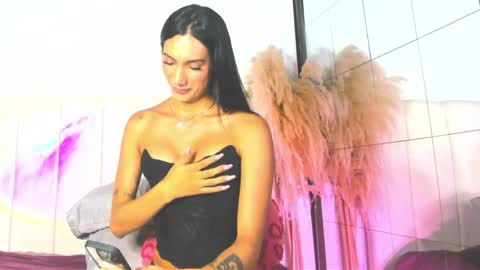 Estefa G online show from 04-09-26, 03:28