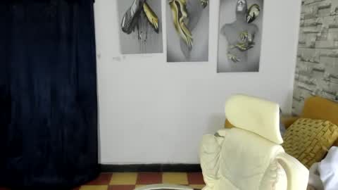 estefani robles online show from 07-03-26, 02:29
