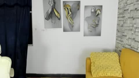 estefani robles online show from 07-04-26, 12:50