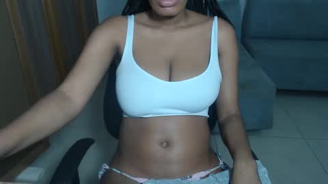 Snapshot of estefania_starlovee chatting on 12-05-24, 05:15 estefania_starlovee online show from 12-05-24, 05:15