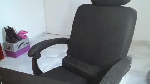 Snapshot of estefania_starlovee chatting on 03-24-26, 10:37 estefania_starlovee online show from 03-24-26, 10:37