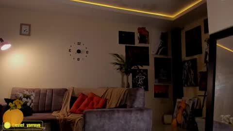 estefy_arroyo1 online show from 11-08-25, 03:18