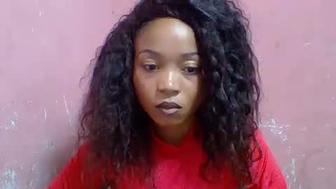 estelah20 online show from 10-20-25, 08:37