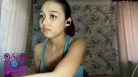 estellekirbo online show from 03-12-26, 01:06