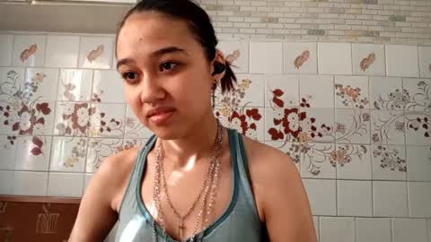 estellekirbo online show from 03-25-26, 01:06