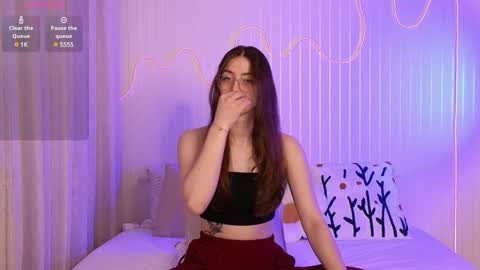 Ester online show from 01-28-25, 08:04