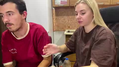 Ester online show from 10-05-25, 07:01