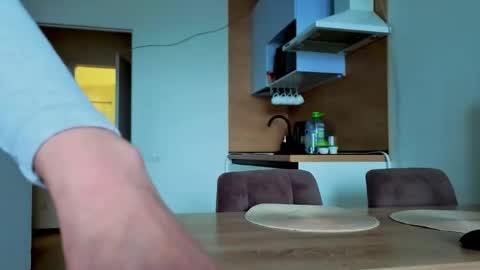 Ester online show from 04-06-26, 01:01