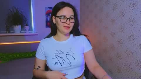 EsterPlayful online show from 11-03-25, 10:27