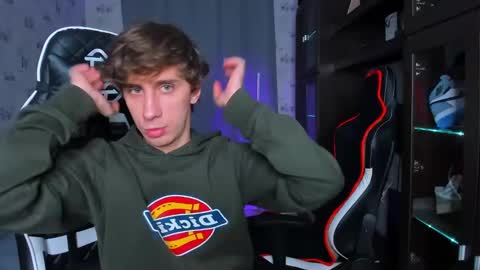 LOUIS online show from 02-22-25, 05:46