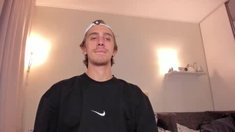 LOUIS online show from 09-16-25, 03:29