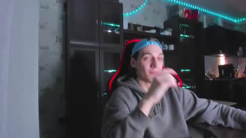 LOUIS online show from 10-14-25, 09:15