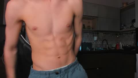 LOUIS online show from 03-23-26, 06:45