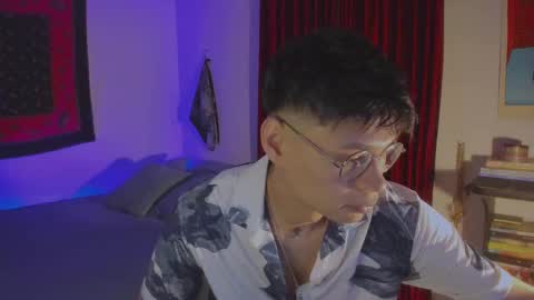 Esteban online show from 10-19-25, 01:28
