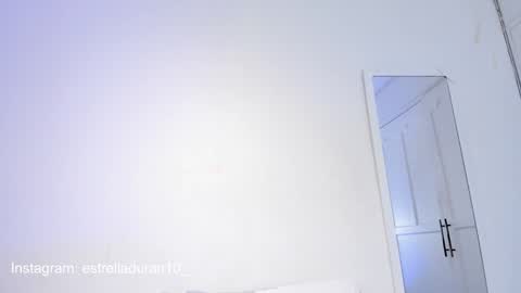 Snapshot of estrella_duran chatting on 12-17-24, 11:05 Estrellita online show from 12-17-24, 11:05