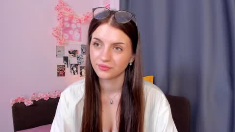 Anna  online show from 04-30-26, 08:57