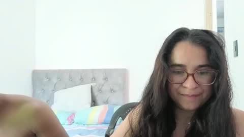 estrellajunior online show from 05-05-26, 02:03