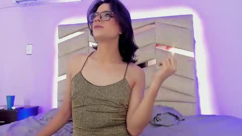 Snapshot of eterea_blow chatting on 12-15-24, 02:41 Eterea online show from 12-15-24, 02:41