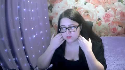 Snapshot of eternal_eighth chatting on 10-31-25, 01:28 Didi online show from 10-31-25, 01:28