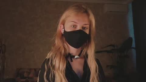 Snapshot of eternalophelia chatting on 05-15-26, 11:45 Sophia online show from 05-15-26, 11:45