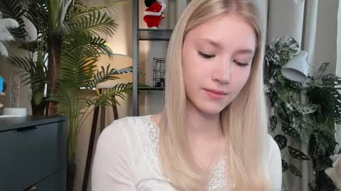 Natalie online show from 05-02-26, 05:56