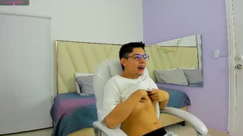 ethan12_ online show from 07-07-26, 03:20