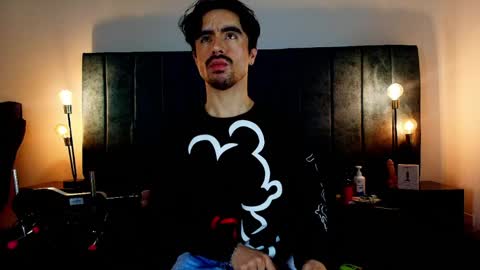 ethan  online show from 05-06-26, 03:35