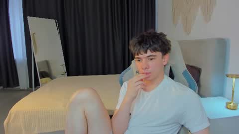Ethan online show from 07-22-26, 03:59