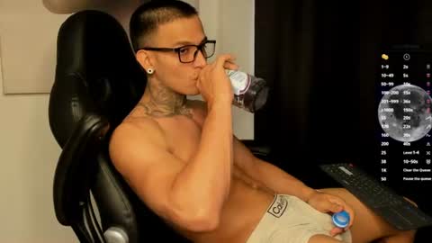Ethan - Independent model online show from 06-15-26, 08:22
