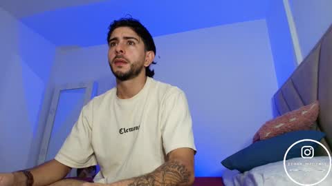 Snapshot of ethan_mullers1 chatting on 02-17-26, 11:18 Ethan Muller online show from 02-17-26, 11:18