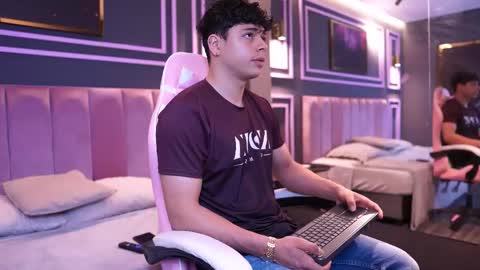 Snapshot of ethan_occonor chatting on 09-17-25, 11:01 ethan_occonor online show from 09-17-25, 11:01