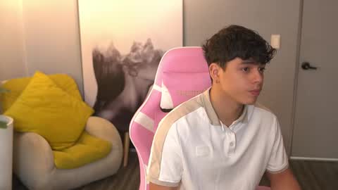 Snapshot of ethan_occonor chatting on 09-18-25, 01:02 ethan_occonor online show from 09-18-25, 01:02