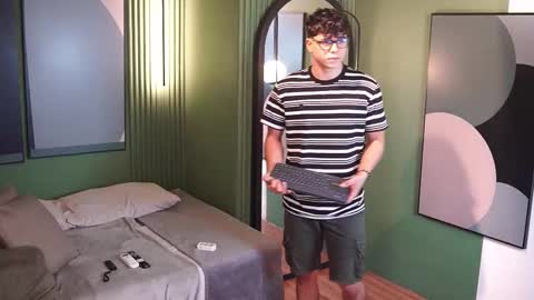 Snapshot of ethan_occonor chatting on 10-01-25, 12:55 ethan_occonor online show from 10-01-25, 12:55