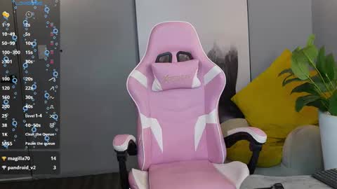 Snapshot of ethan_occonor chatting on 10-18-25, 01:23 ethan_occonor online show from 10-18-25, 01:23