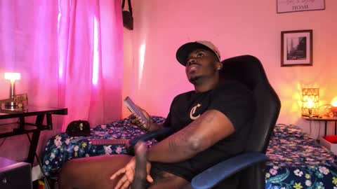 Snapshot of ethan_travis0 chatting on 03-19-26, 09:52 ethan travis online show from 03-19-26, 09:52