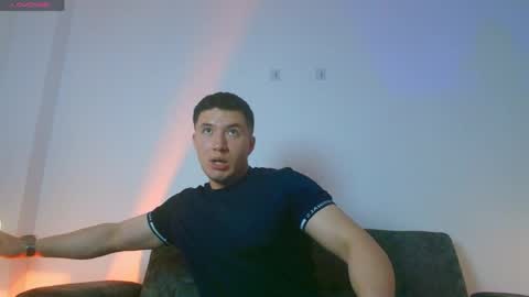 ethanconnor_ online show from 05-04-26, 12:12