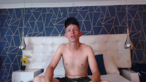 Ethan online show from 02-10-26, 01:48