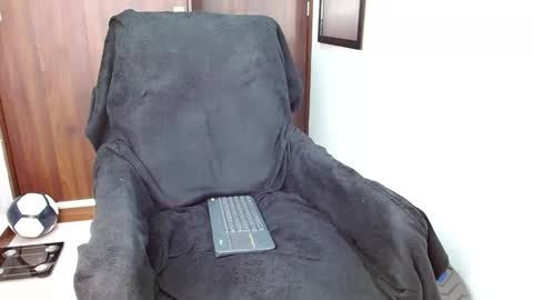 ethangreey1 online show from 03-03-25, 08:32