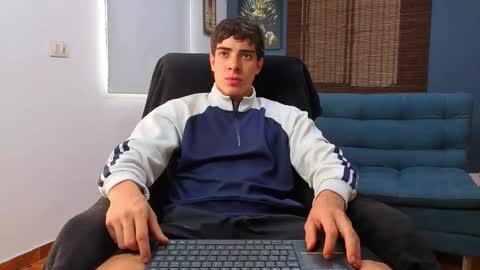 ethangreey1 online show from 05-06-26, 06:13