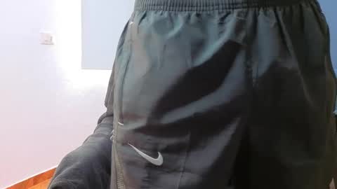 ethangreey1 online show from 05-09-26, 01:49