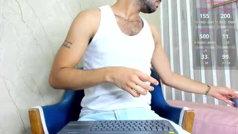 Snapshot of ethangrey_ chatting on 09-29-25, 11:15 Ethan Grey online show from 09-29-25, 11:15