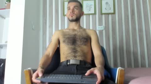 Snapshot of ethangrey_ chatting on 11-07-25, 11:10 Ethan Grey online show from 11-07-25, 11:10